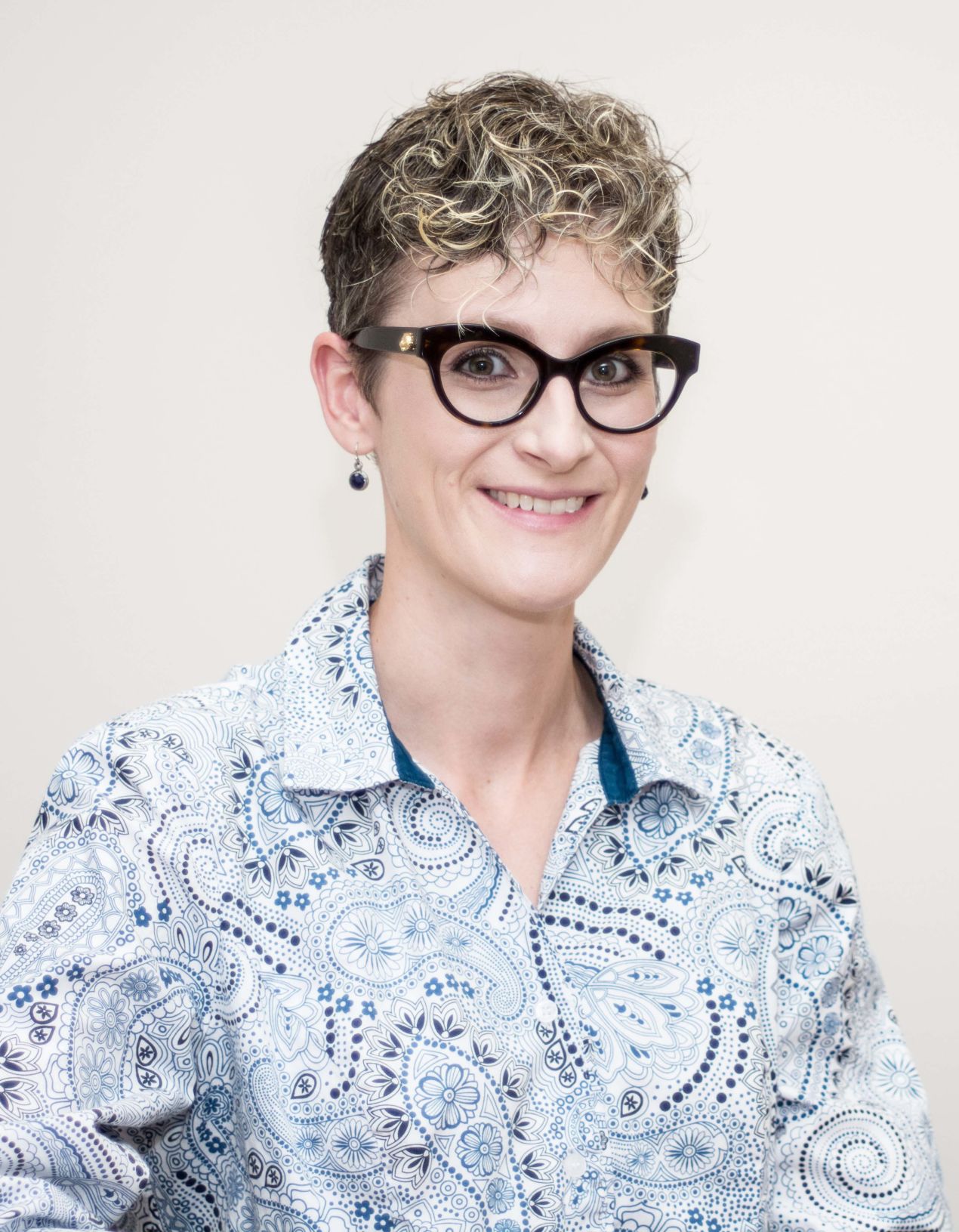 Robin Dunn headshot